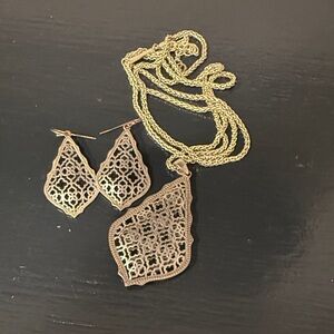 Kendra Scott Elegant Silver & Gold Filigree Necklace and Earring Set